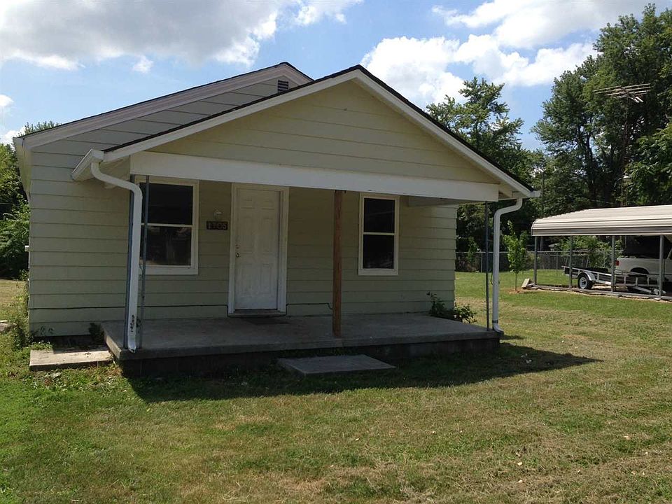 1st image of 1705 E Princeton Ave