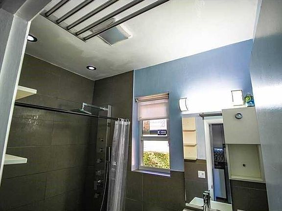 4th image of 2160 Bay Dr #215