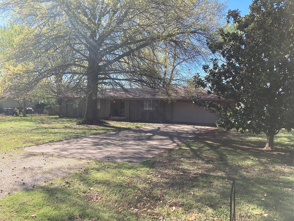 1st image of 1354 E Sammy Ln