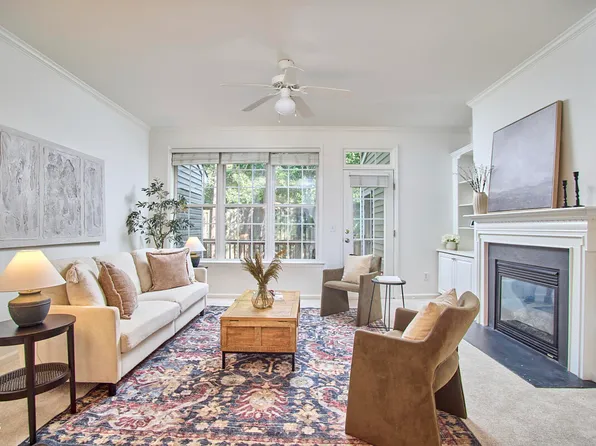 58 Scottish Ln, Durham, NC 27707
