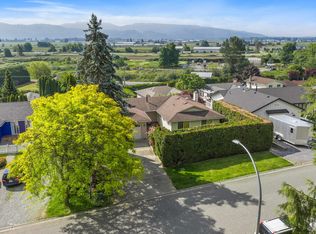 35382 Rockwell Dr, Abbotsford, BC V3G2C8