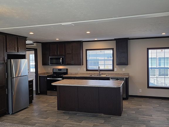 4th image of 1250 Paree St #763