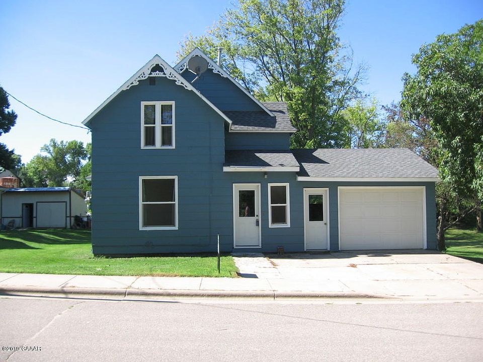 1st image of 308 Main St