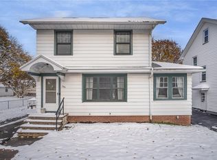 394 Laurelton Rd, Rochester, NY 14609