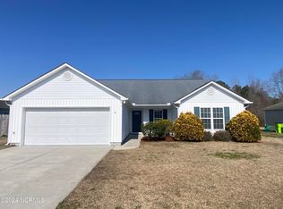 2852 Weathersby Dr, New Bern, NC 28562