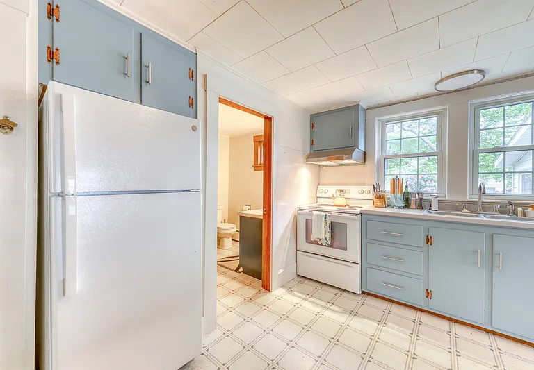22 Seaview Ave — Photo 10