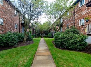 20 Westgate Rd APT 4, Chestnut Hill, MA 02467