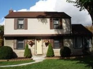238 Delaware Dr, Glenshaw, PA 15116