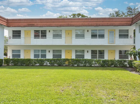 1225 NW 21st St APT 2105, Stuart, FL 34994