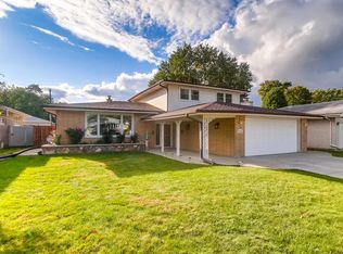 9716 S Kolmar Ave, Oak Lawn, IL 60453