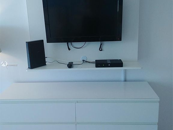 5th image of 5445 Collins Ave APT 1231