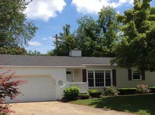 2511 S Tracy Dr, Erie, PA 16505