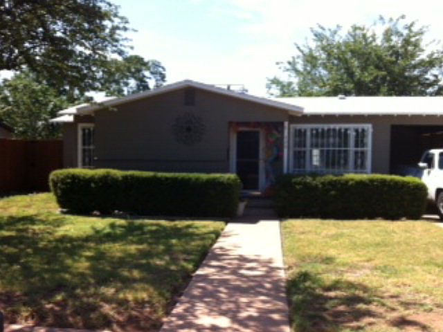 1st image of 420 E 46th St