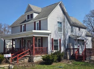 210 Grove St, Sparta, MI 49345