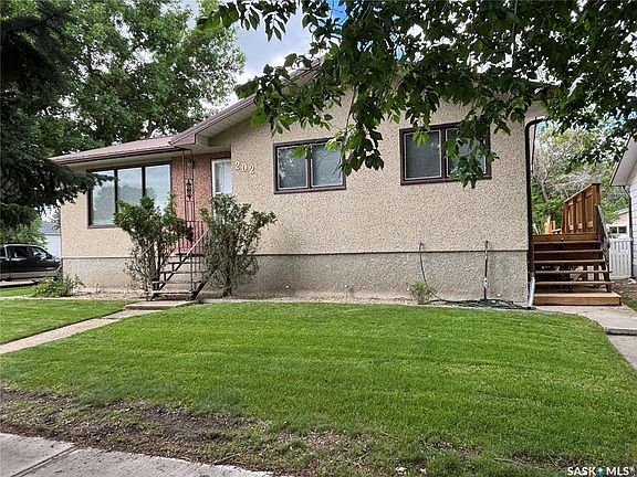 2nd image of 202 Herbert Street
