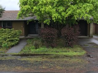 1335 Debrick Rd, Eugene, OR 97401