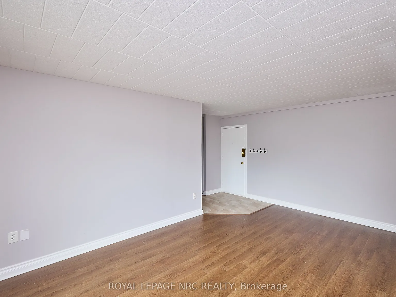 2 bed, $1,595 — Photo 4