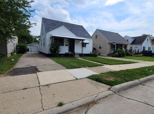 27870 Tighe St, Roseville, MI 48066