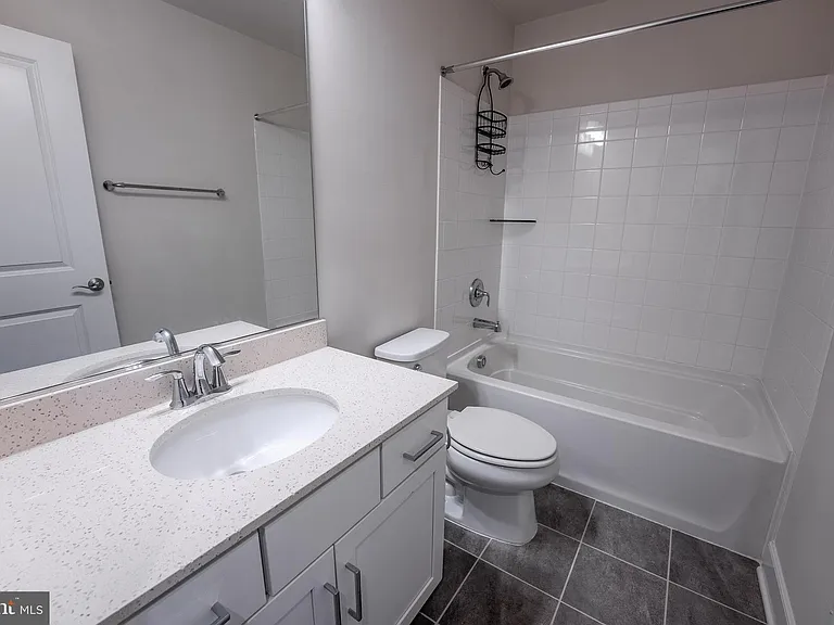 6069 Dreher Ct — Photo 15