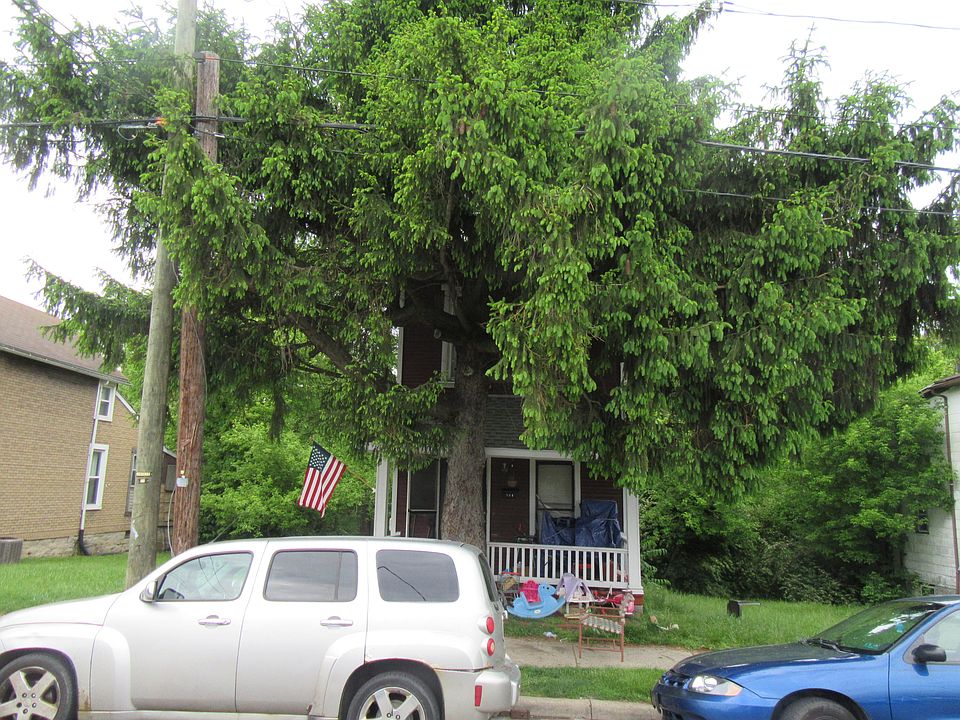 2nd image of 604 Harrison St