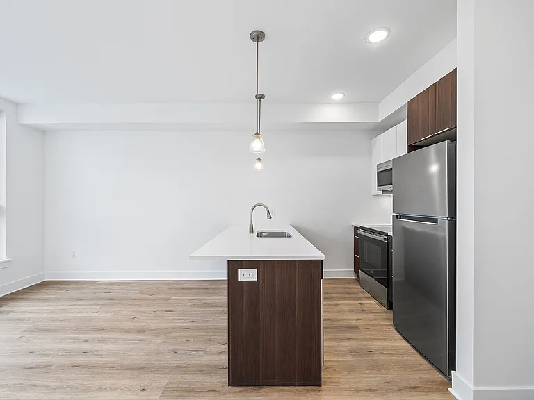4324 Lancaster Ave — Photo 35