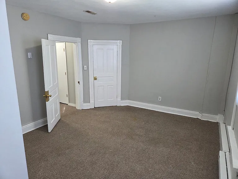 819 Pierce St — Photo 15