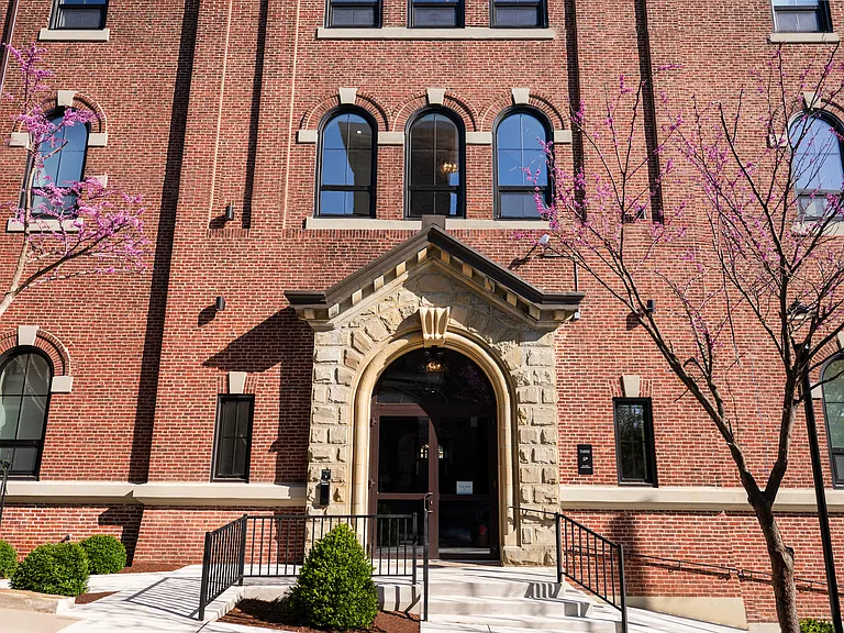 The Roe at Manayunk Apartments and Townhomes — Photo 40