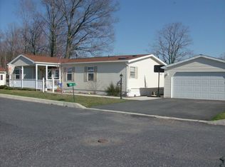4192 Bunker Hill Ln E, Walnutport, PA 18088