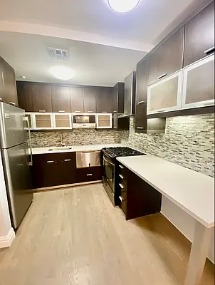 Rented by Swythe, Inc. | media 20