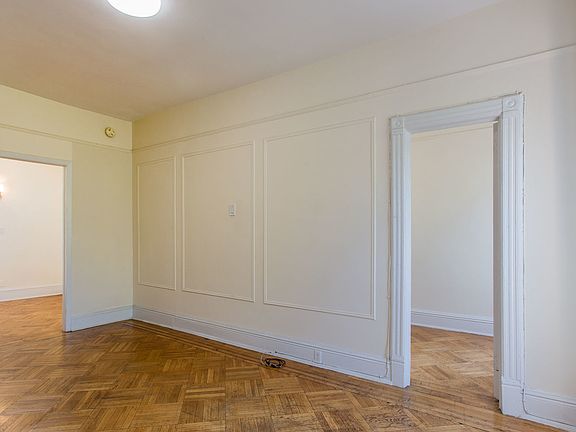 3rd image of 637 11th St #4