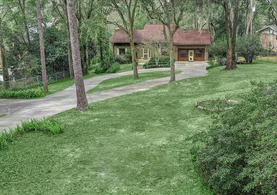 1st image of 959 Arthur Moore Dr