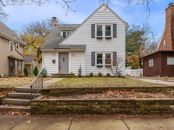 2208 Cumberland St, Rockford, IL 61103