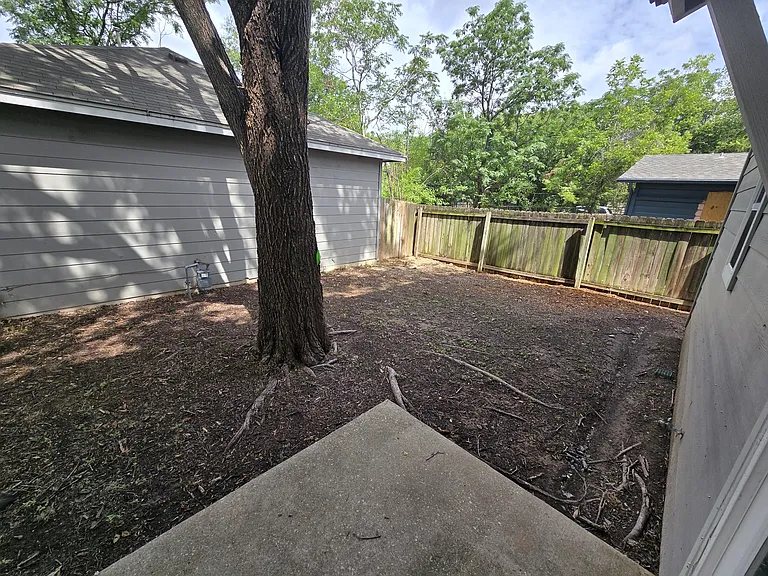 1604 Singleton Ave #A — Photo 35
