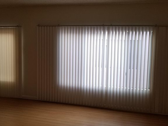 4th image of 22711 Del Valle St APT 205
