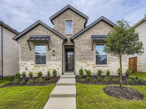 6040 Silverstein St, Fort Worth, TX 76126