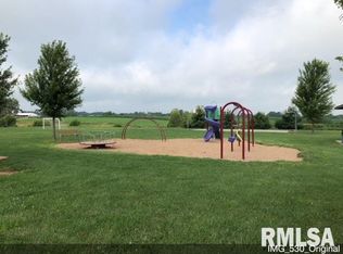 733 Mineral Creek Dr, Colona, IL 61241