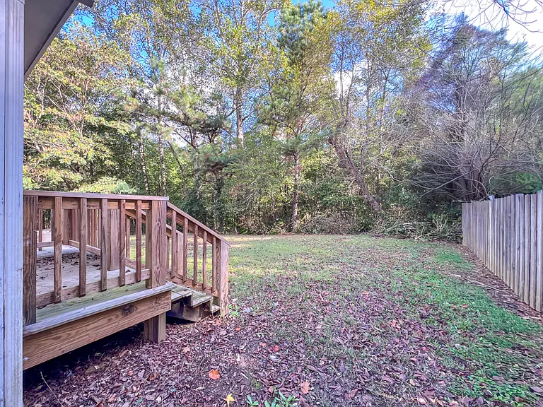 7 Fox Hill Dr #7 — Photo 15