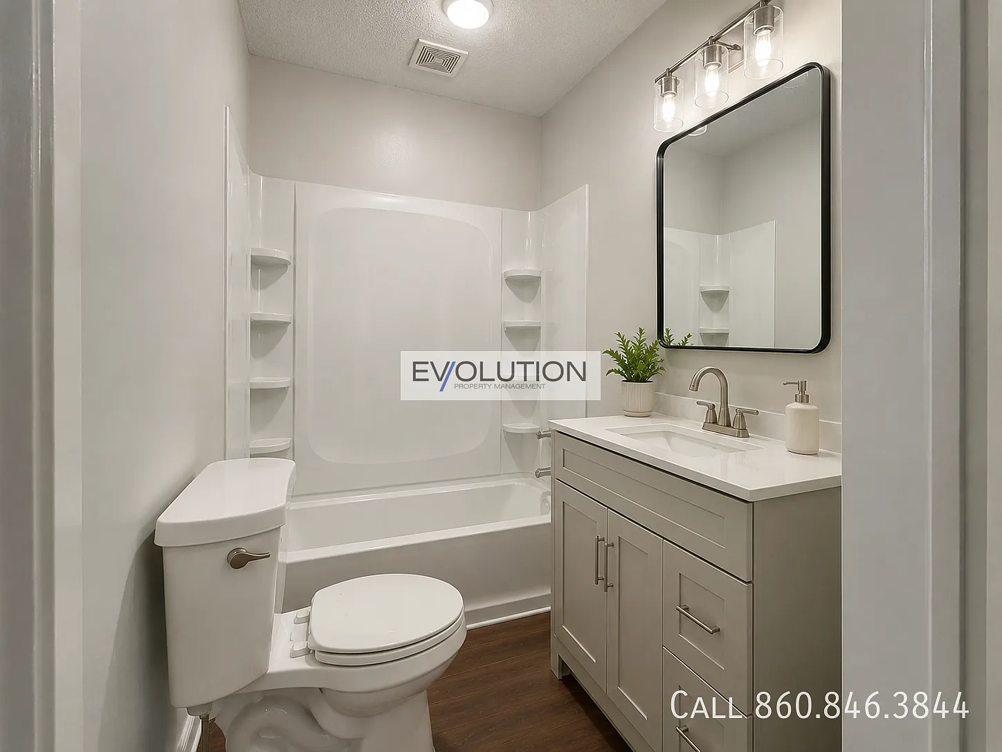 Studio, 300 sqft, $1,300 — Photo 4