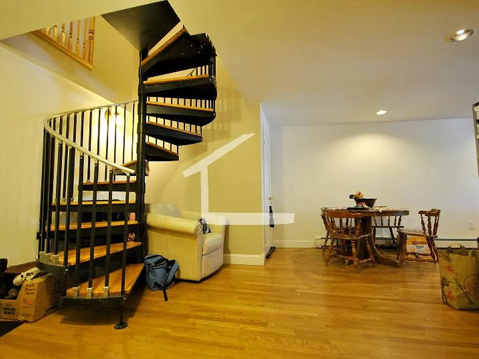 37 Addington Rd #3