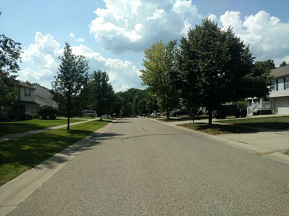 4th image of 5372 Sandlewood Ct