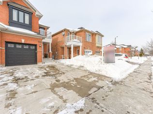 3409 McDowell Dr, Mississauga, ON L5M 6R7