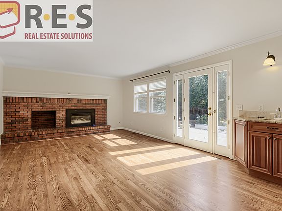 4th image of 6346 S Jersey Ct