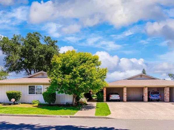 312 Oak Leaf Circle, Santa Rosa, CA 95409