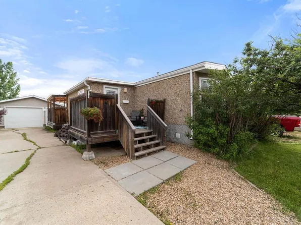 4906 S 55th Ave, Camrose, AB T4V 4J2