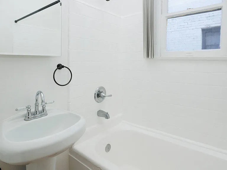 87 Lime Ave — Photo 6