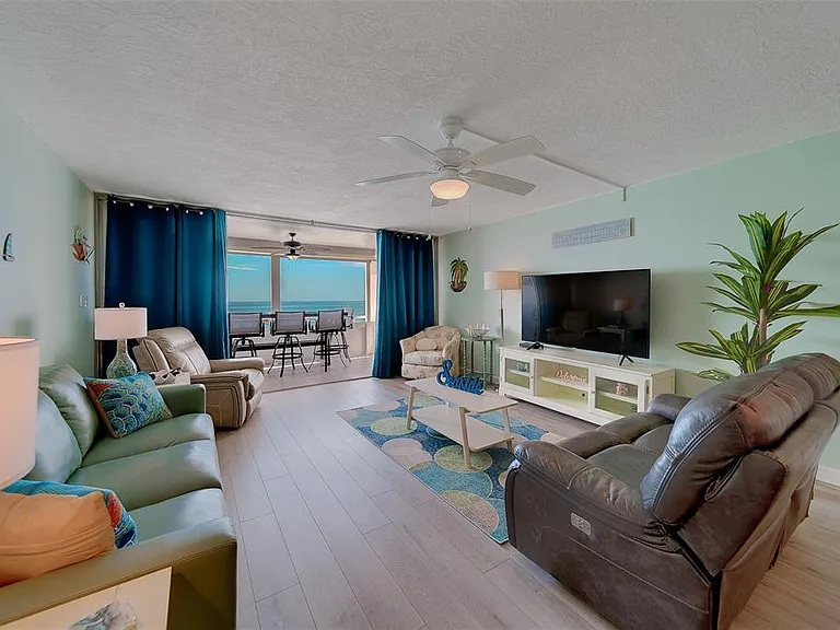17920 Gulf Blvd #1205 — Photo 14