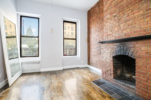 Rented by MNS | media 15