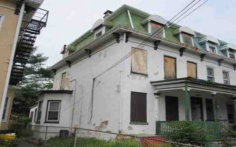 Building Photo 3