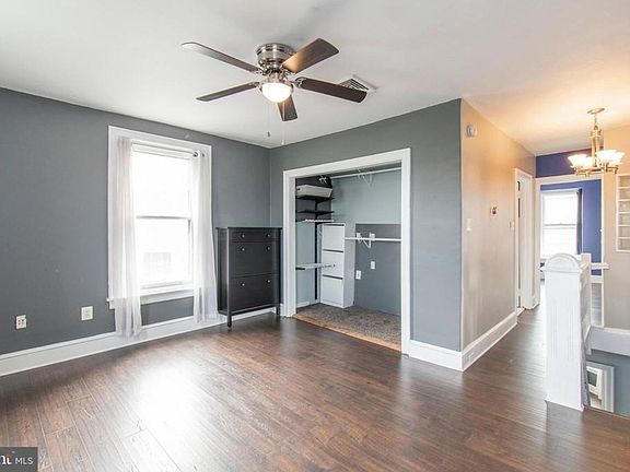 4th image of 5547 Ridge Ave