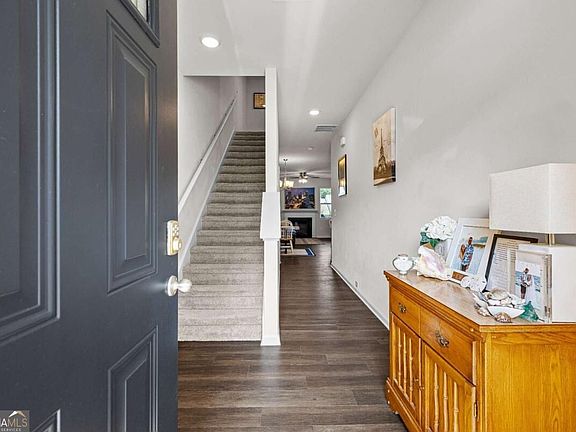 5th image of 134 Chastain Way